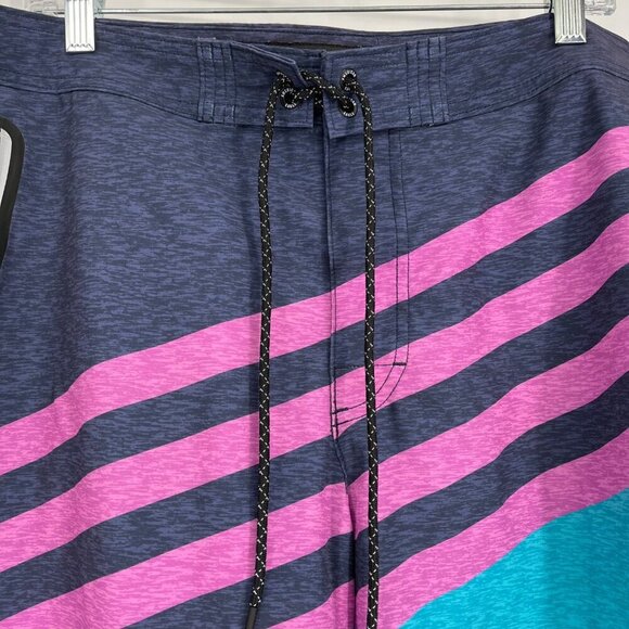 American Eagle Men's XL Board Shorts Striped Blue/Pink/Teal Drawstring - Picture 2 of 6